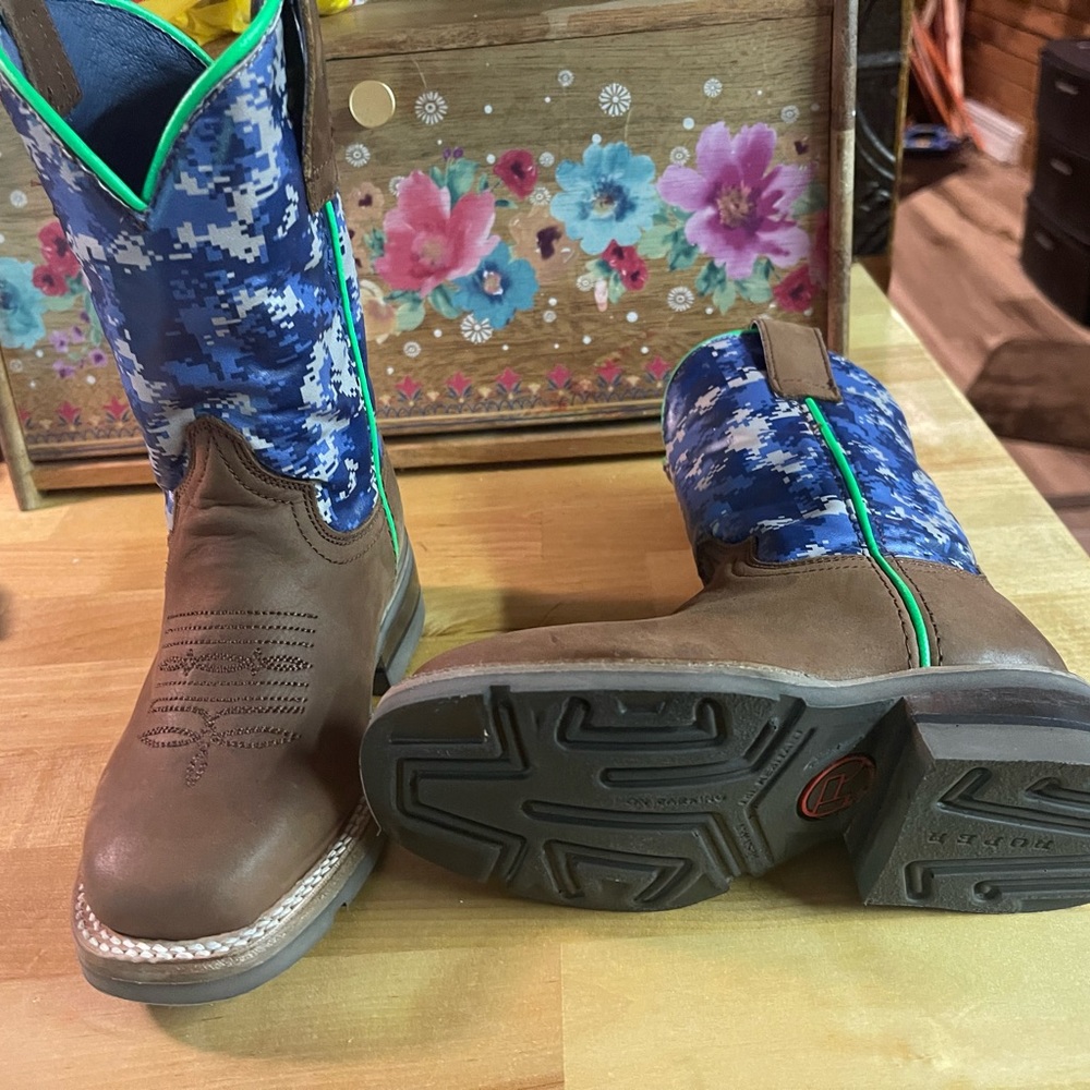 New without tags Roper toddler boots